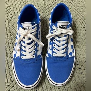 Blue & white checkered low rise vans. Size 7 men (8.5 in women’s)